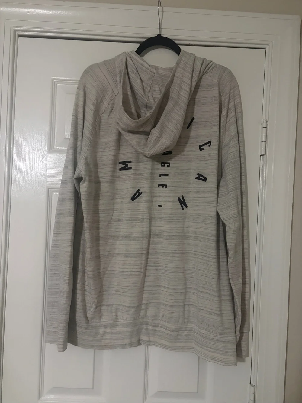 American Eagle Outfitters Heathered Light Gray Turtleneck Pullover